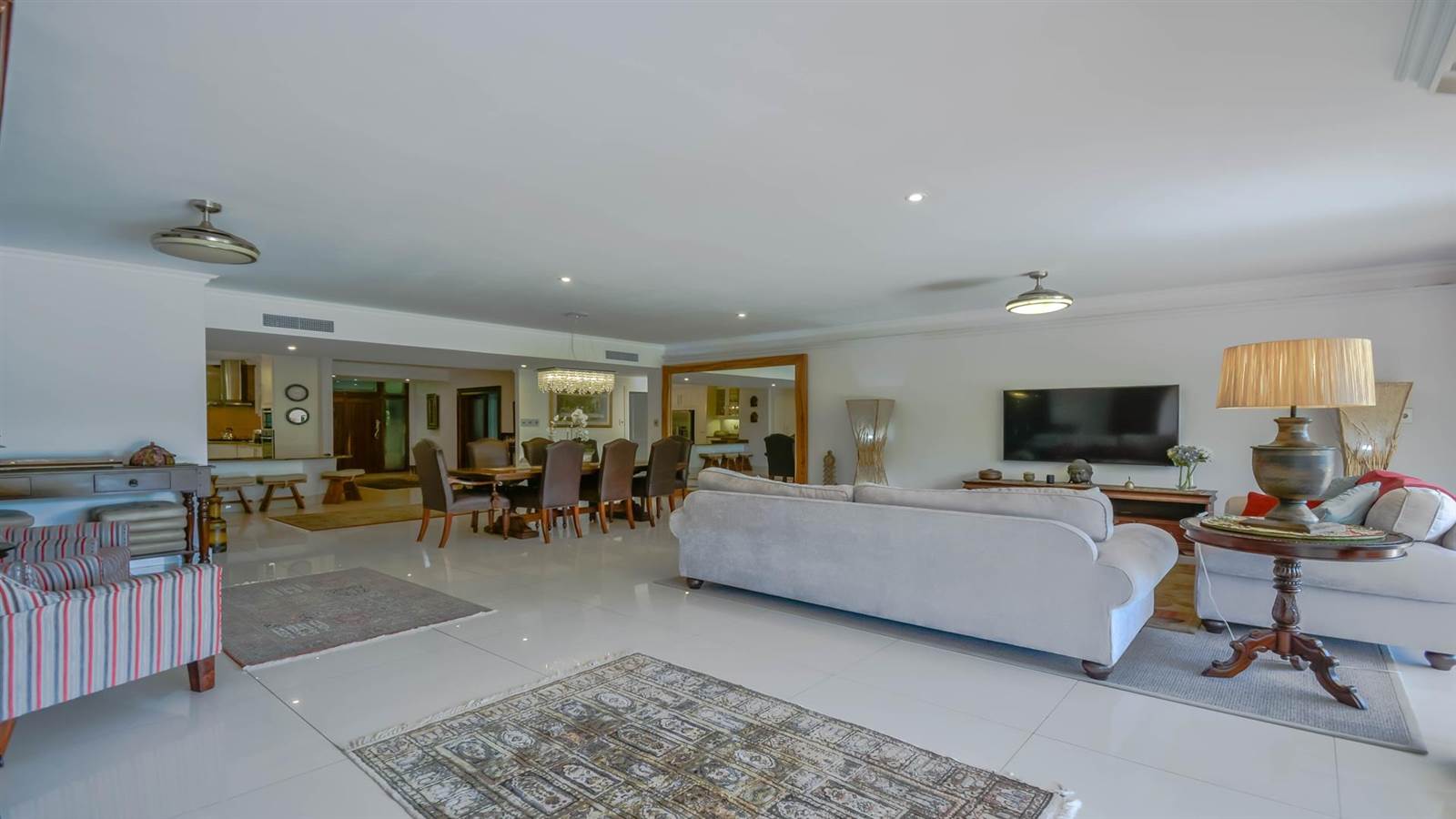 3 Bed Apartment in Zimbali Estate photo number 9