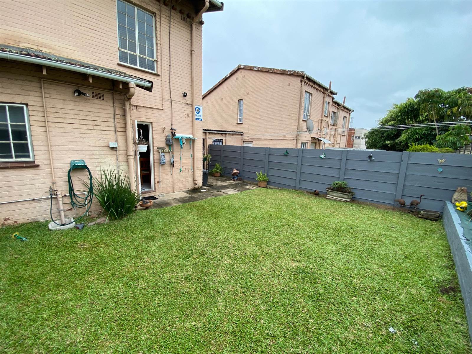 2 Bed Townhouse in Pinetown Central photo number 7