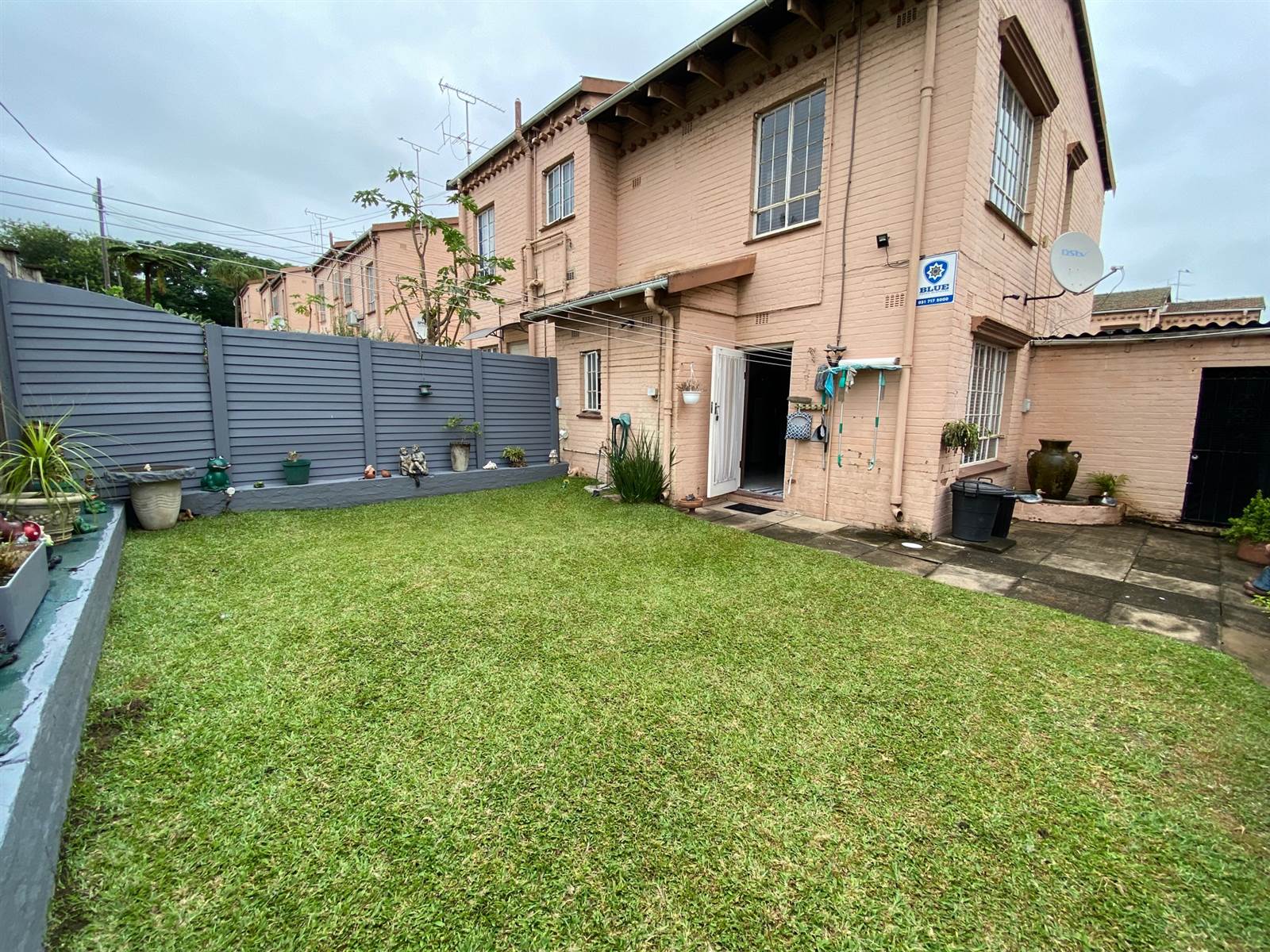2 Bed Townhouse in Pinetown Central photo number 5