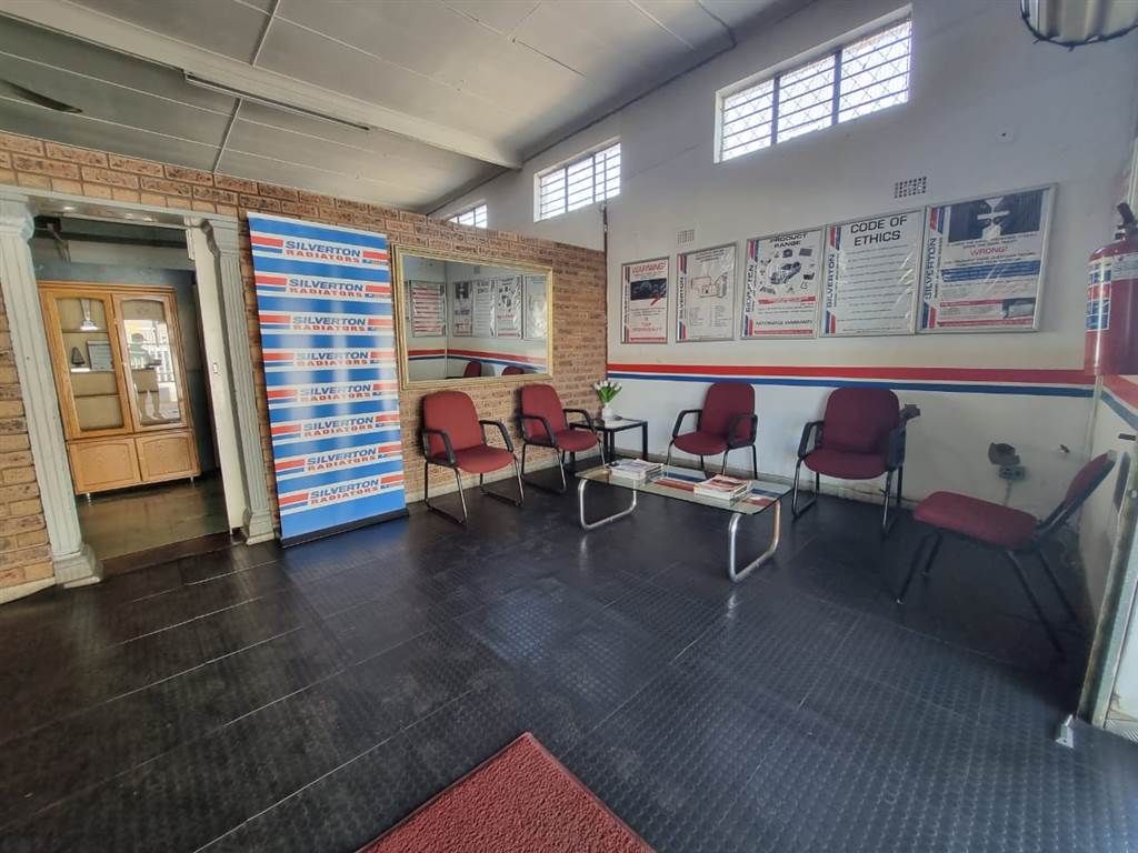 500  m² Commercial space in Pretoria North photo number 15