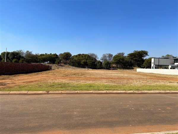 1880 m² Land available in The Islands Estate