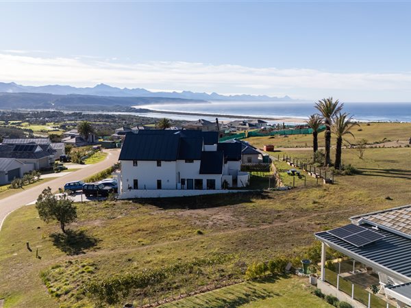 819 m² Land 819 m² Land