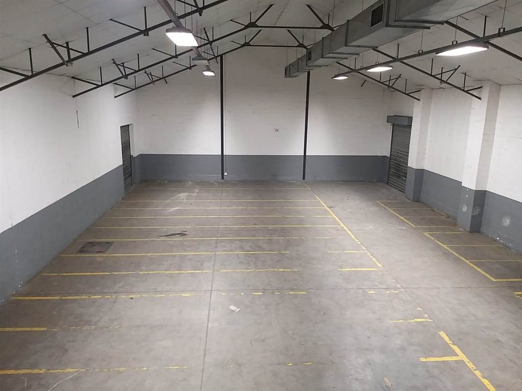 368  m² Commercial space in Milnerton photo number 7