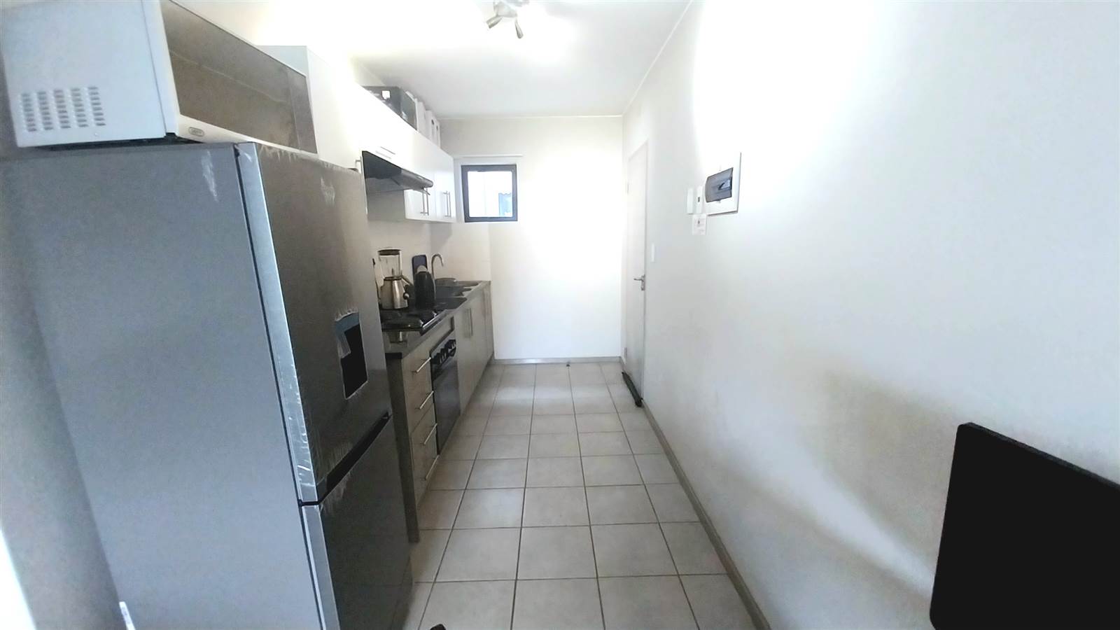2 Bed Apartment in Clubview photo number 2