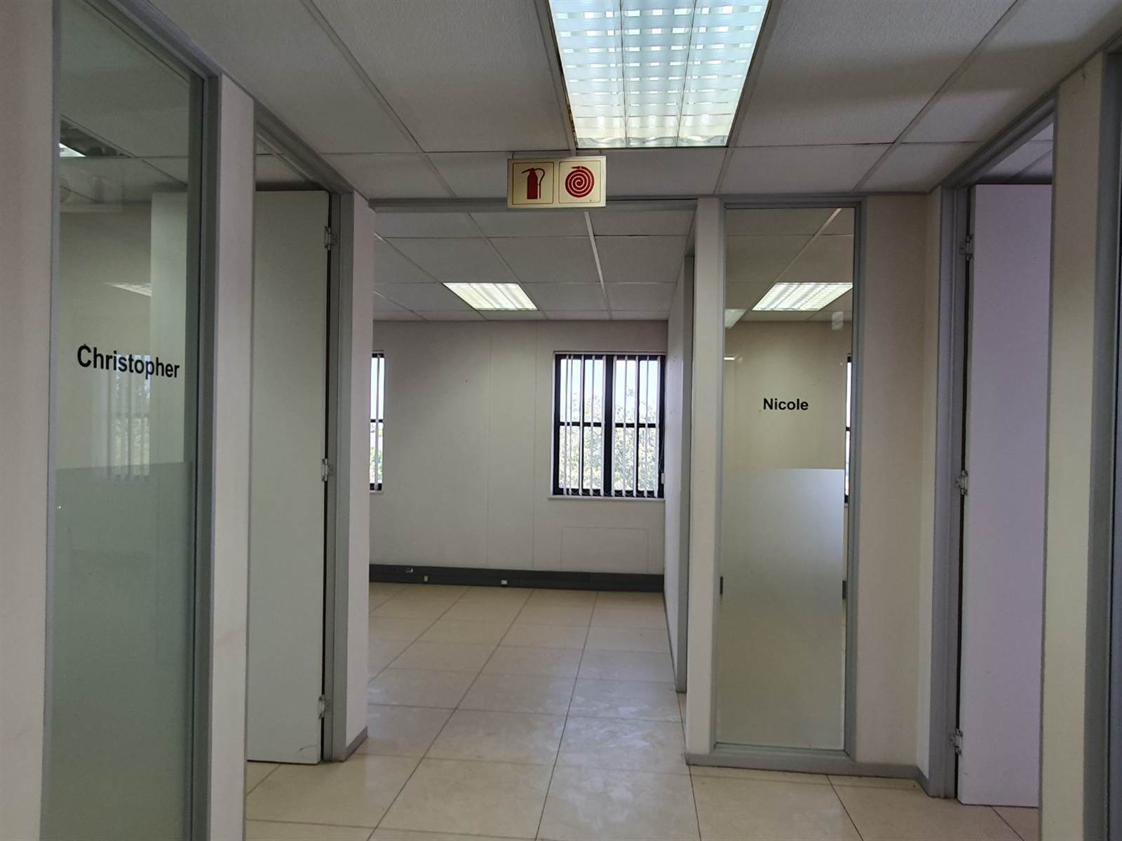195  m² Commercial space in Bryanston photo number 8