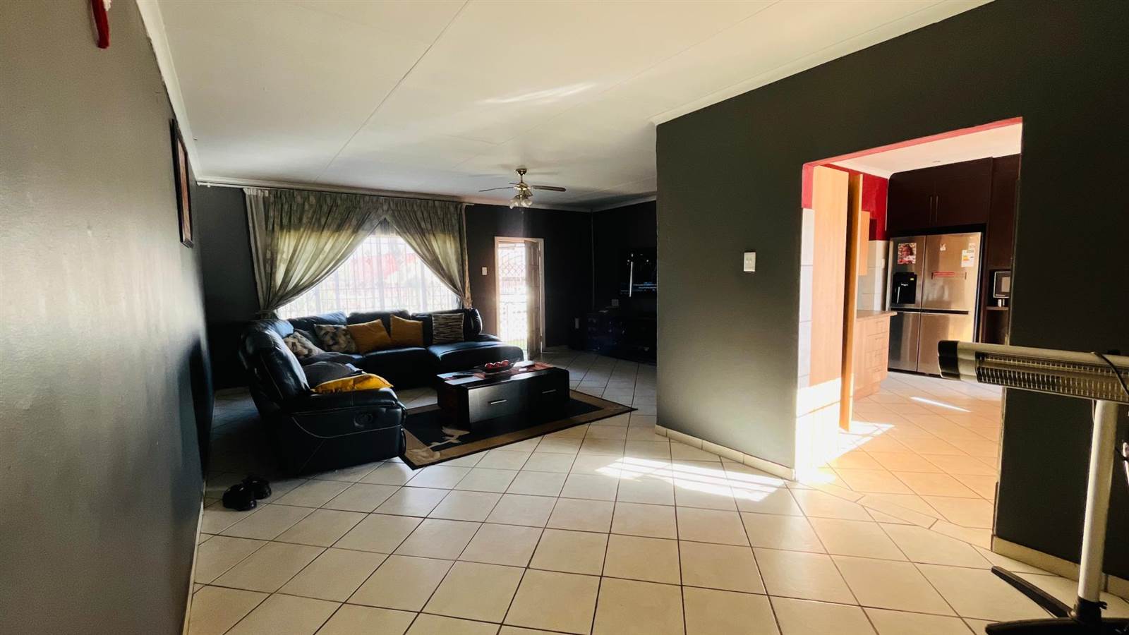 3 Bed House in Witbank photo number 8