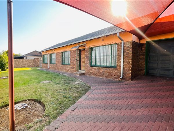 3 Bed House in Witbank