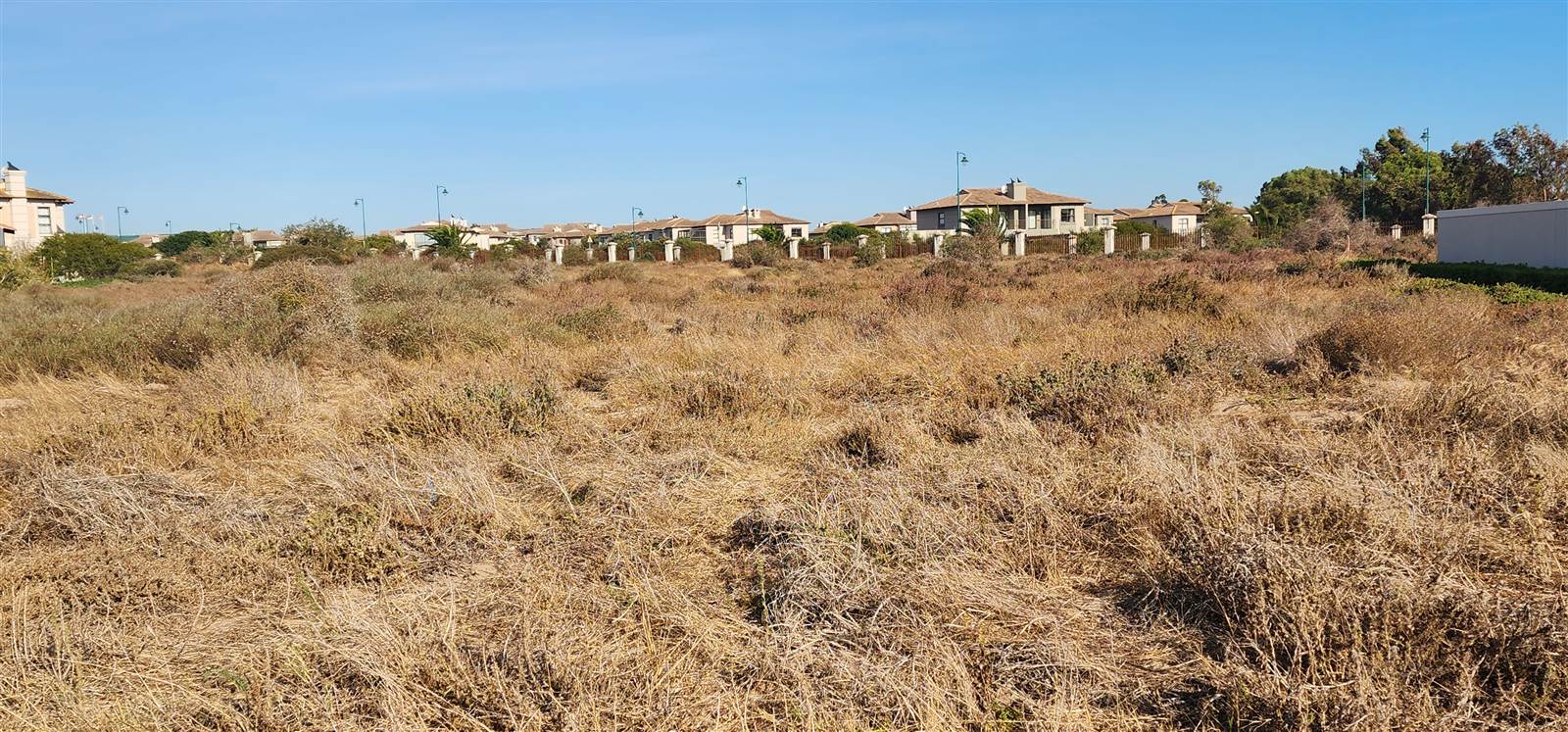 894 m² Land available in Langebaan Country Estate photo number 5
