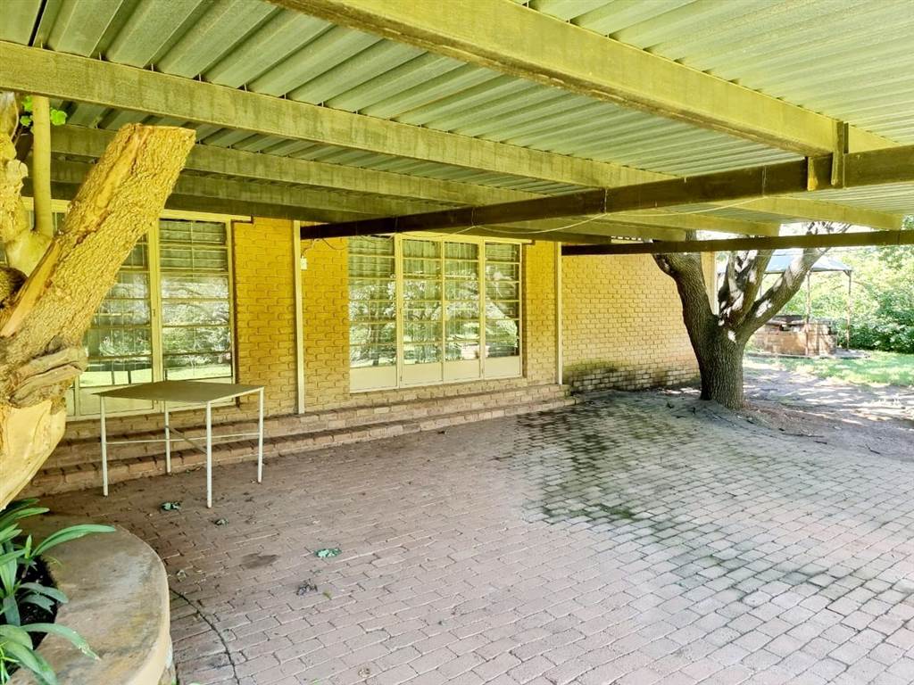 Commercial space in Hartbeespoort Dam photo number 11