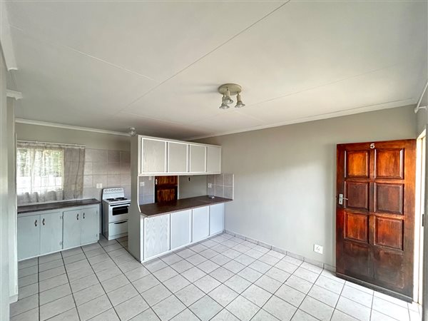 2 Bedroom Townhouse 2 Bedroom Townhouse
