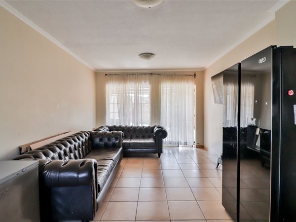 2 Bed Apartment