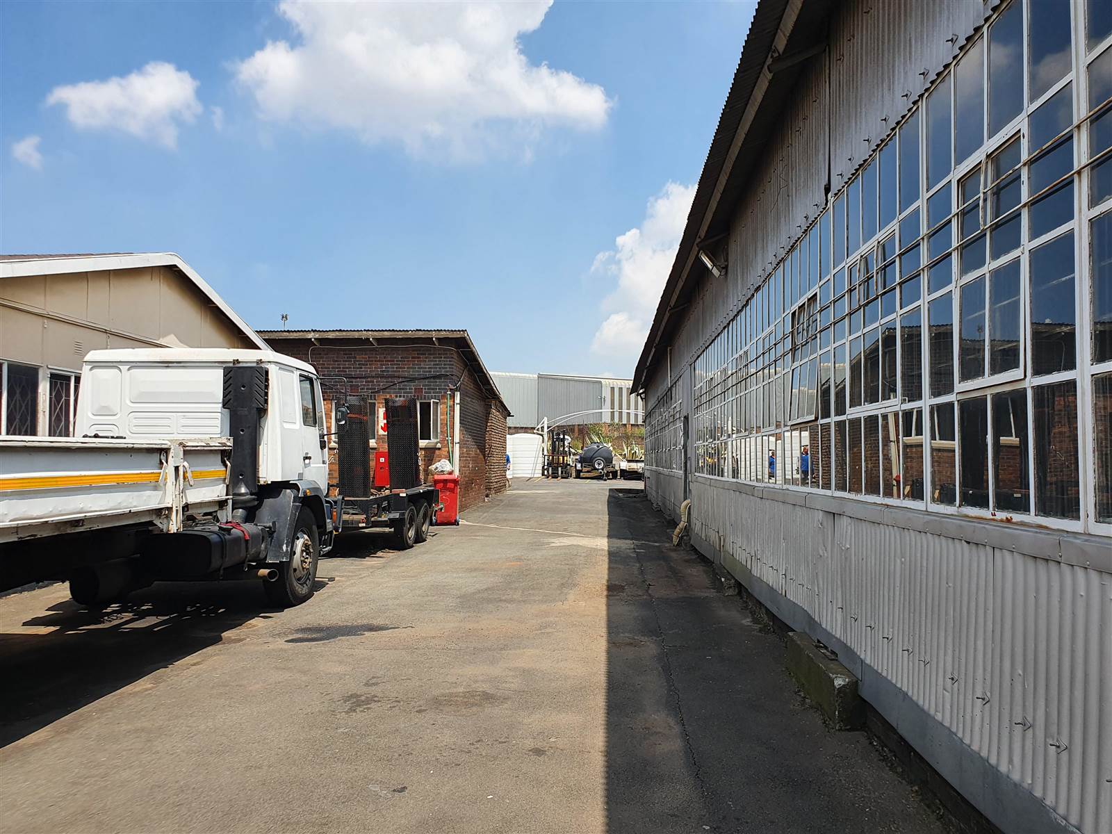 8000  m² Industrial space in Alrode photo number 14