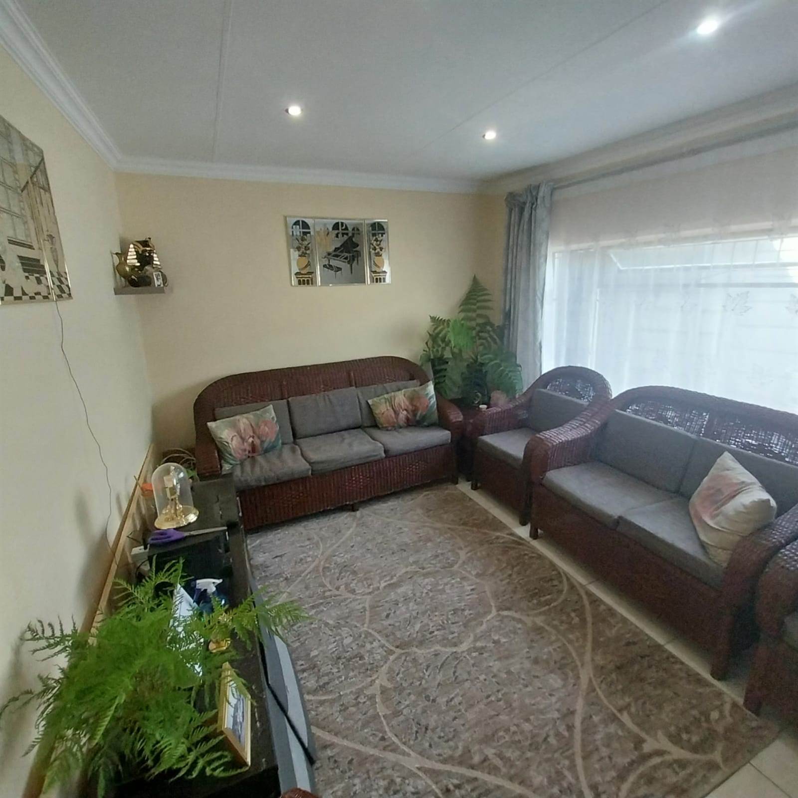 2 Bed House in Johannesburg Central and CBD photo number 17