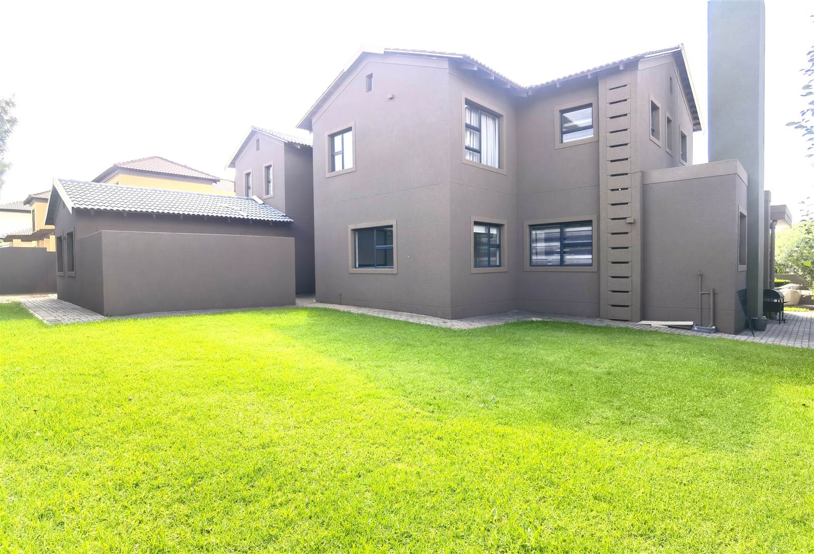 5 Bed House in Blue Valley Golf Estate photo number 30