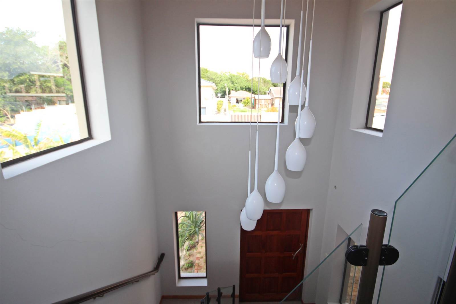 2 Bed Apartment in West Bank photo number 2
