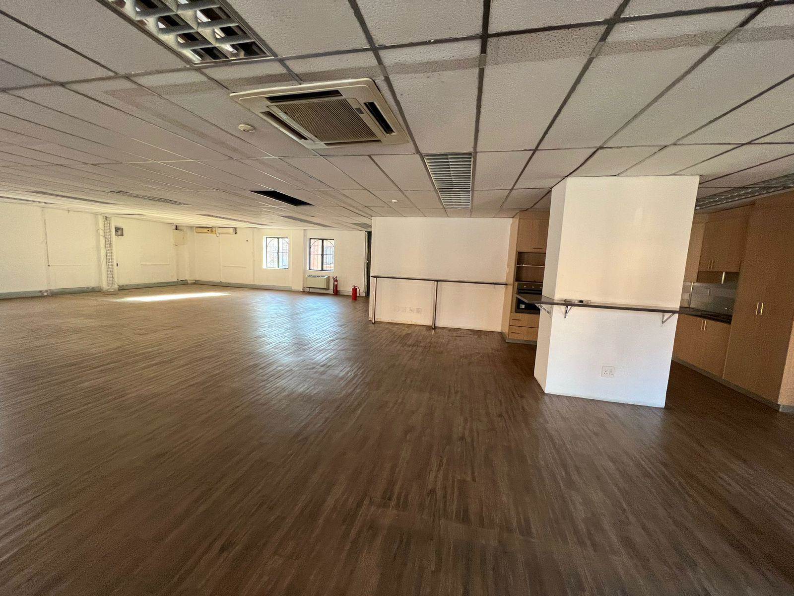 2366  m² Commercial space in Rivonia photo number 24