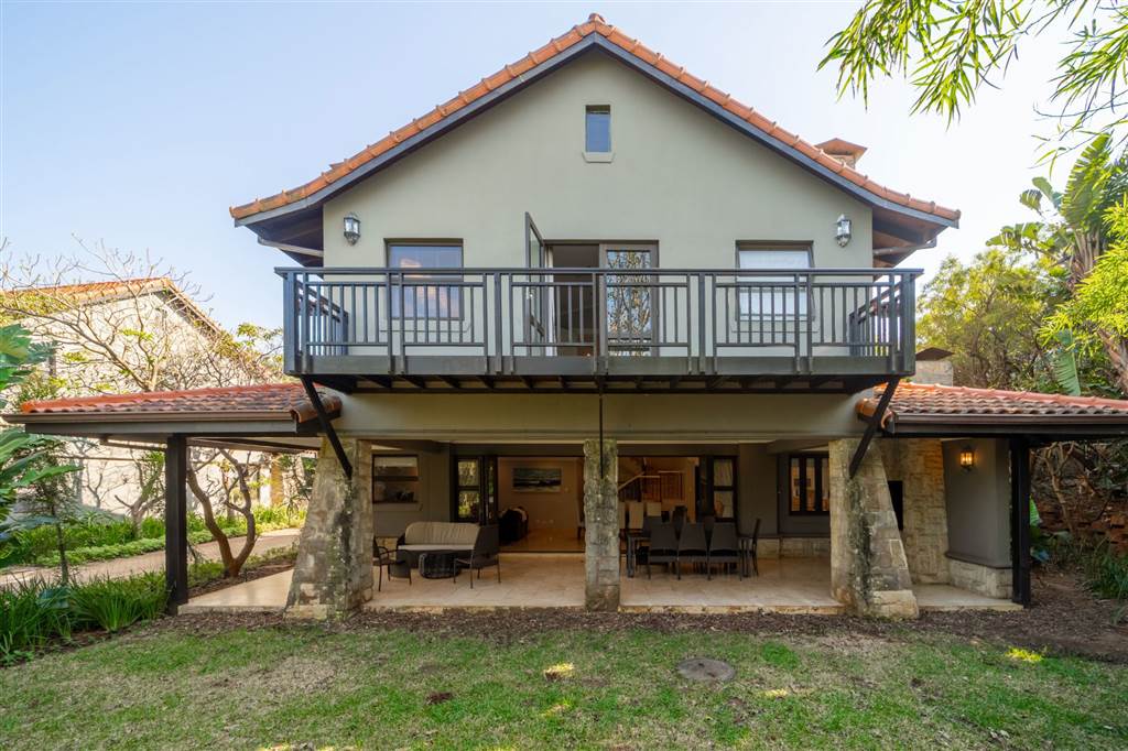 4 Bedroom Townhouse 4 Bedroom Townhouse