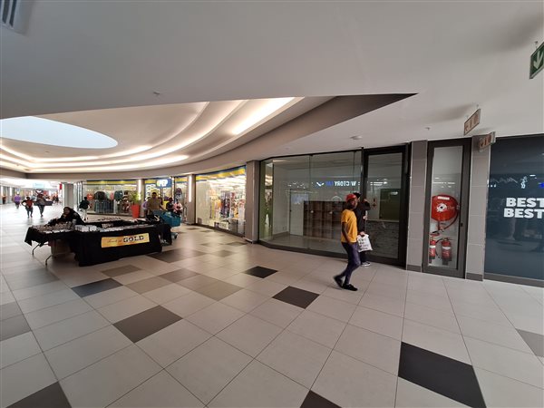 79  m² Retail Space