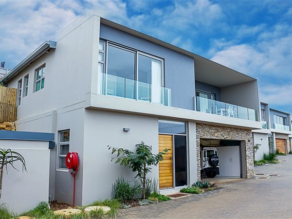 3 Bedroom Duplex 3 Bedroom Duplex