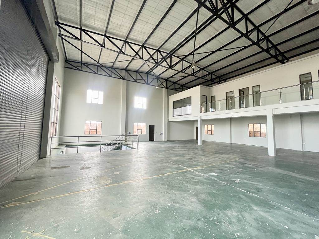 850  m² Commercial space in Secunda photo number 15