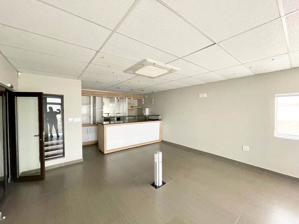 850  m² Commercial space in Secunda photo number 7