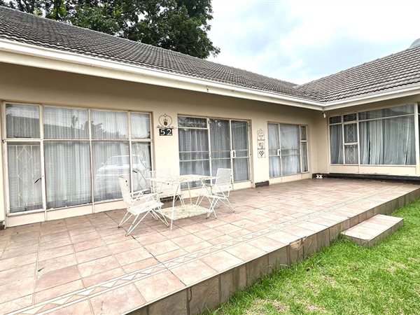 7 Bed House in Kempton Park Central