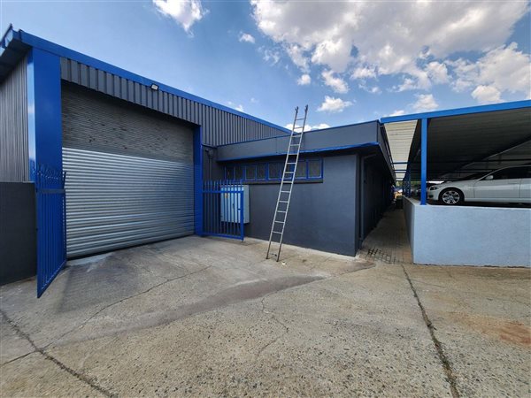 550  m² Industrial space