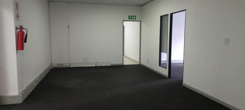 1058  m² Commercial space in Asherville photo number 18