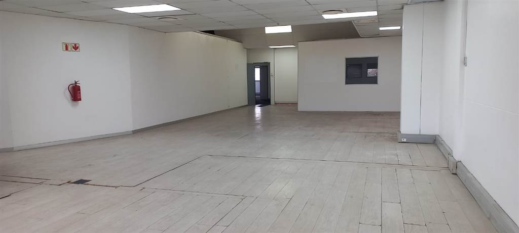 1058  m² Commercial space in Asherville photo number 12