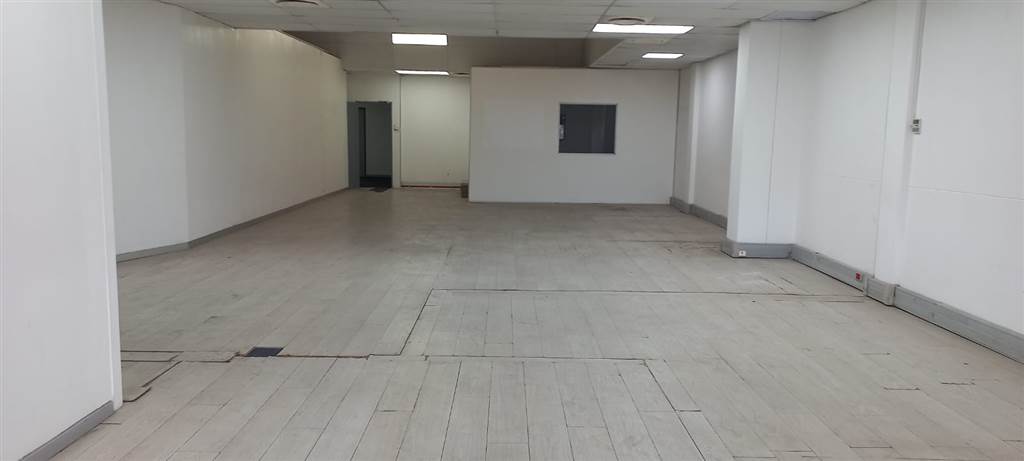 1058  m² Commercial space in Asherville photo number 11