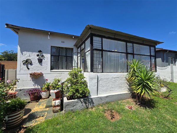 3 Bedroom House 3 Bedroom House