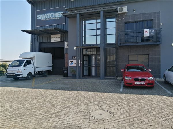 640  m² Industrial space