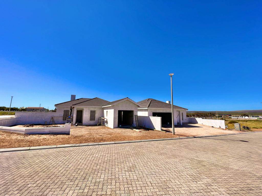 352 m² Land available in Yzerfontein photo number 2