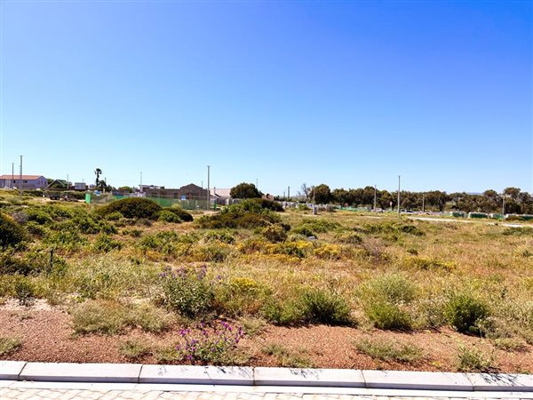352 m² Land available in Yzerfontein