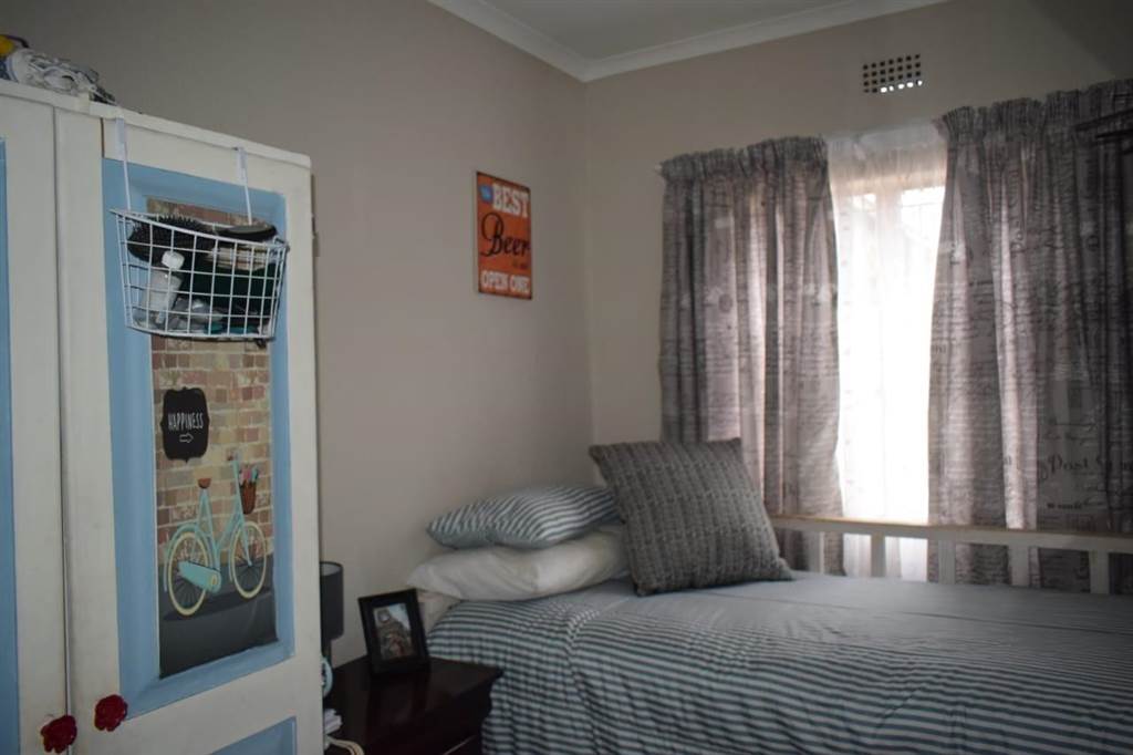 3 Bed Townhouse in Heidelberg Central photo number 5