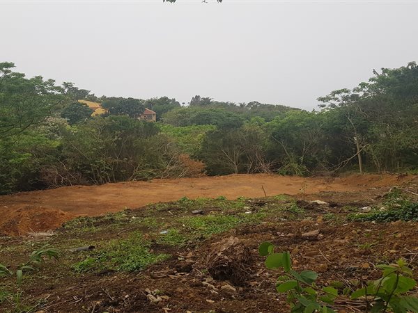 1359 m² Land available in Saiccor