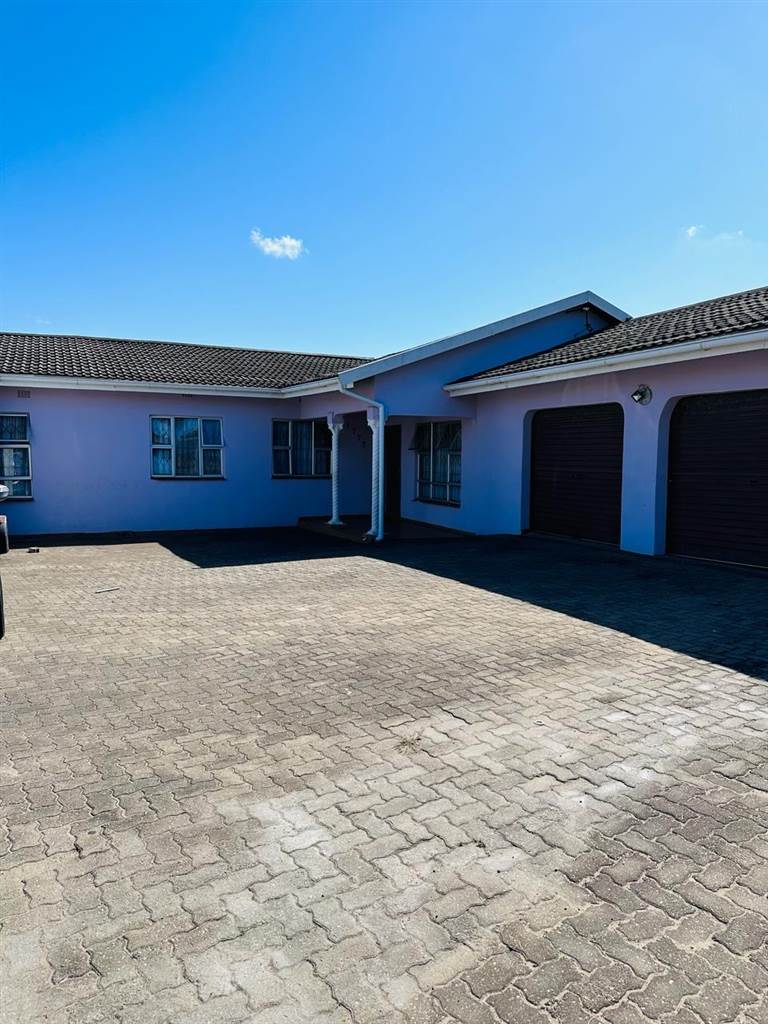 5 Bed House in Empangeni photo number 1
