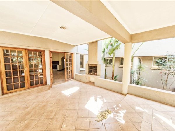 2 Bedroom House 2 Bedroom House