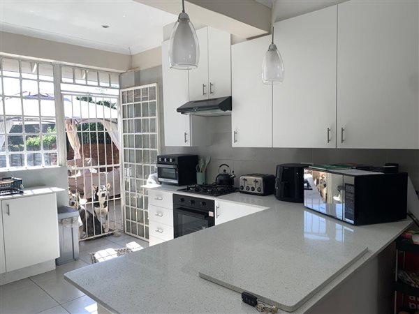 2 Bedroom House 2 Bedroom House