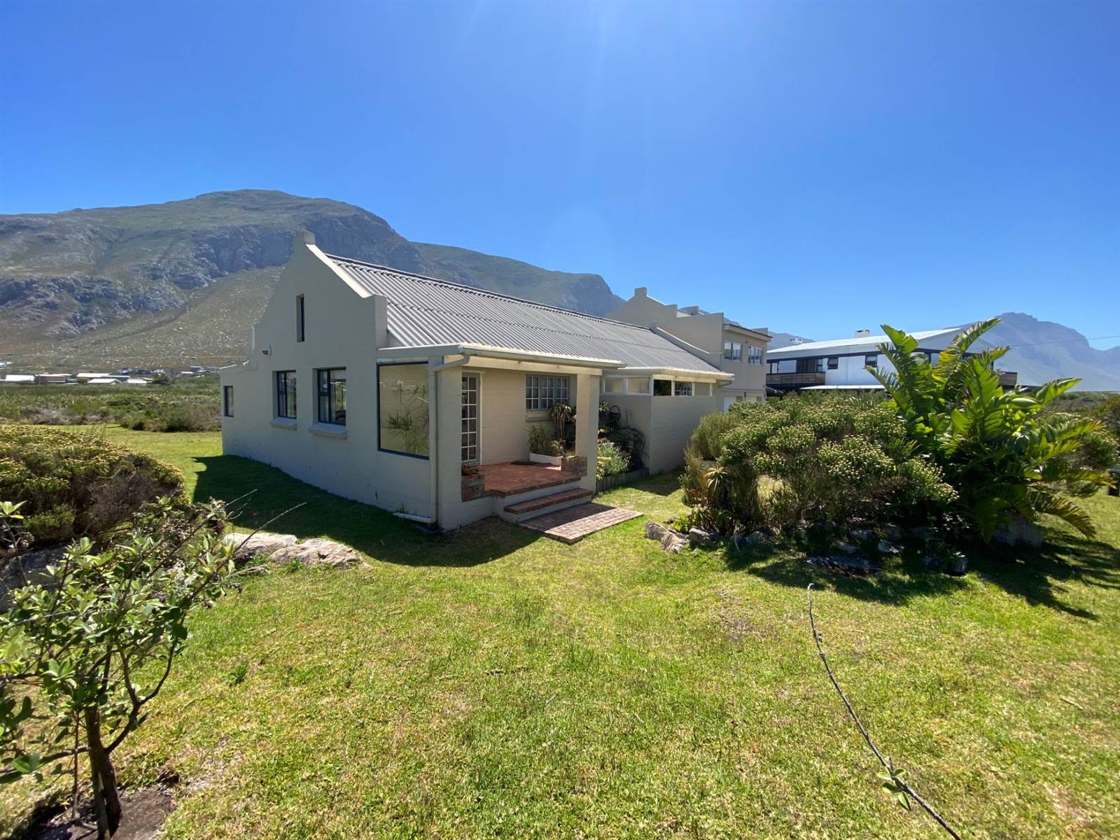 3 Bed House in Bettys Bay photo number 7