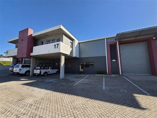 608  m² Industrial space