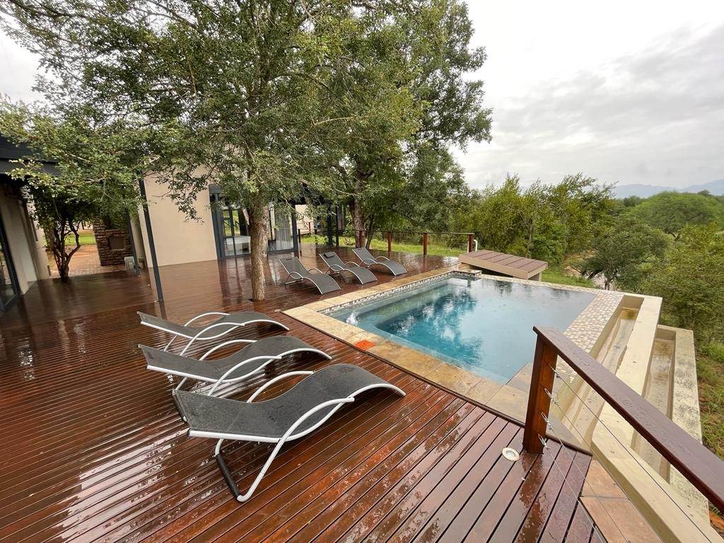 4 Bed House in Karongwe Private Game Reserve photo number 13