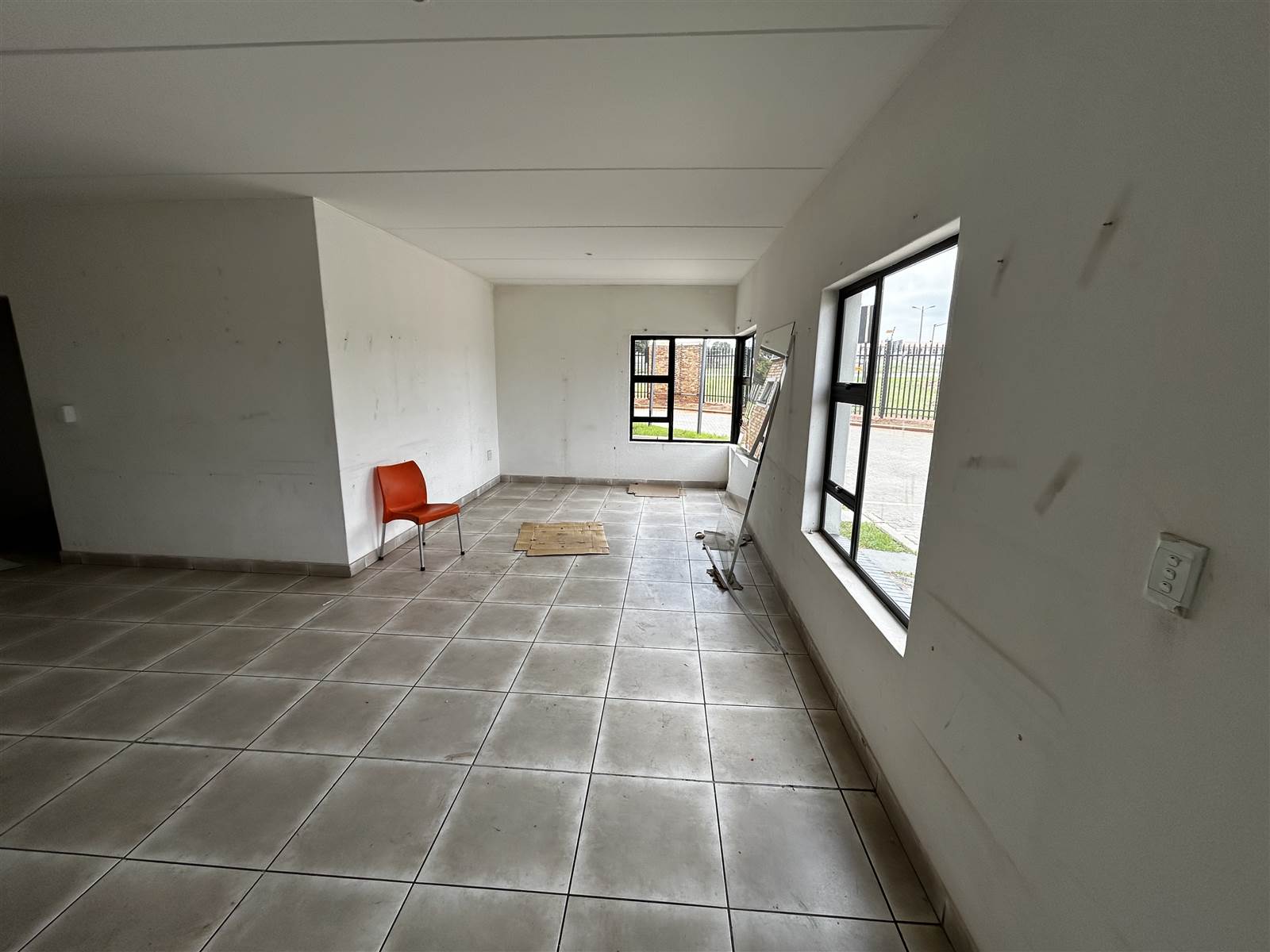 4033  m² Industrial space in Olifantsfontein photo number 4