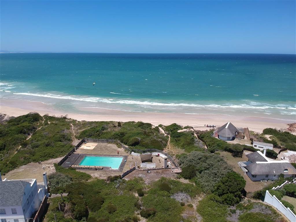 1.5 ha Land available in St Francis Bay photo number 3