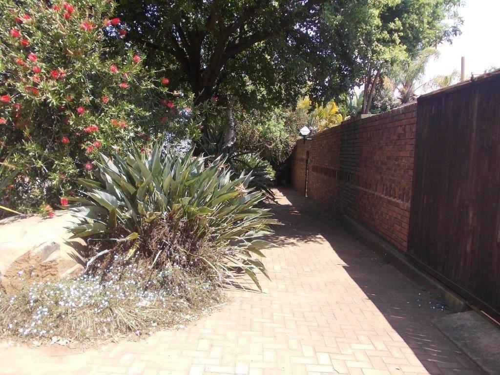 4 Bed House in Lydenburg photo number 27