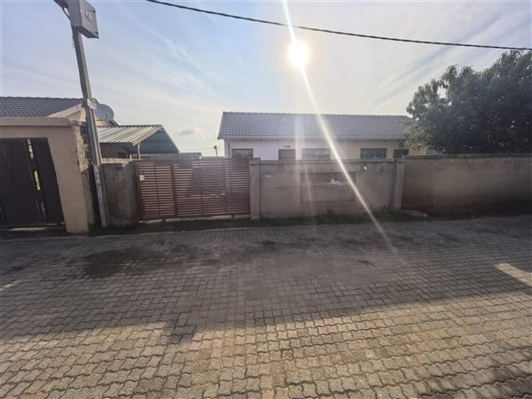 2 Bedroom House