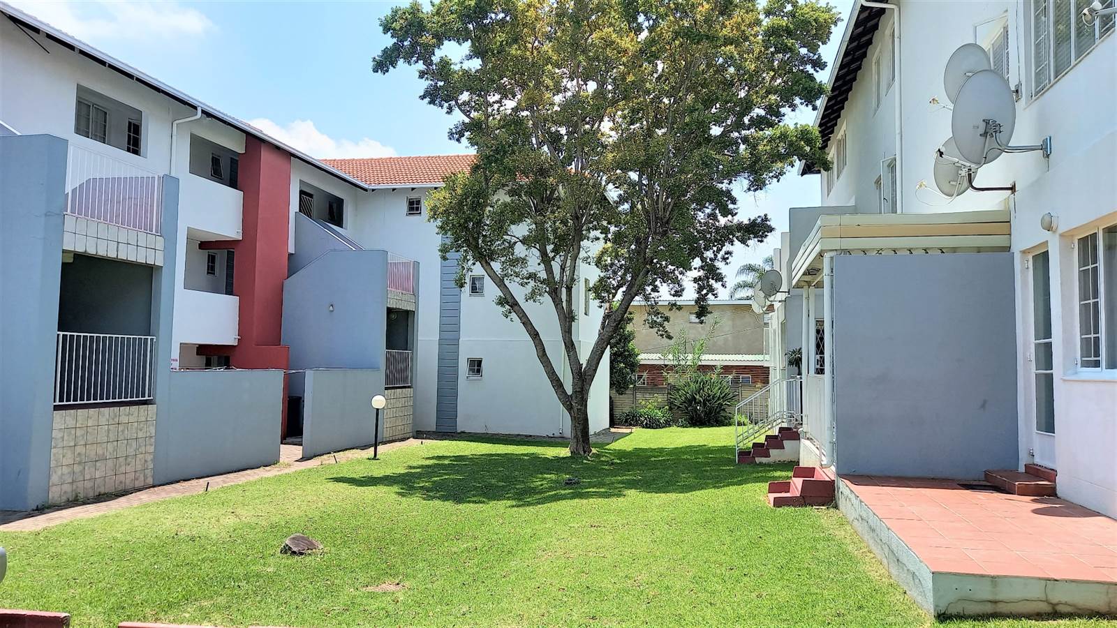 2 Bed Apartment in Groenkloof photo number 11