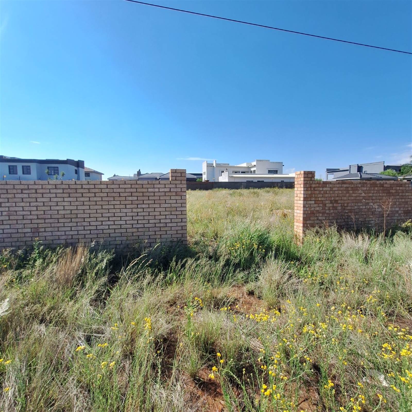2200 m² Land available in Minerva Gardens photo number 5