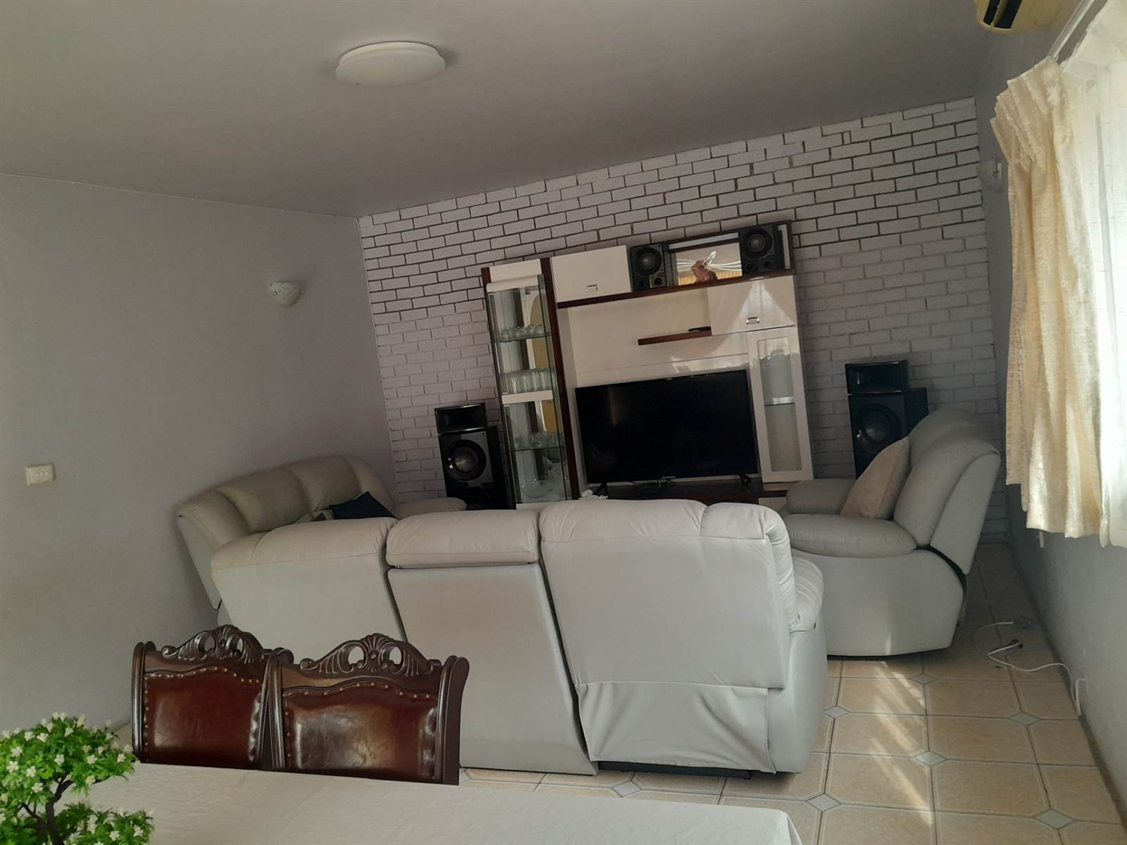 3 Bed House in Isipingo Hills photo number 10