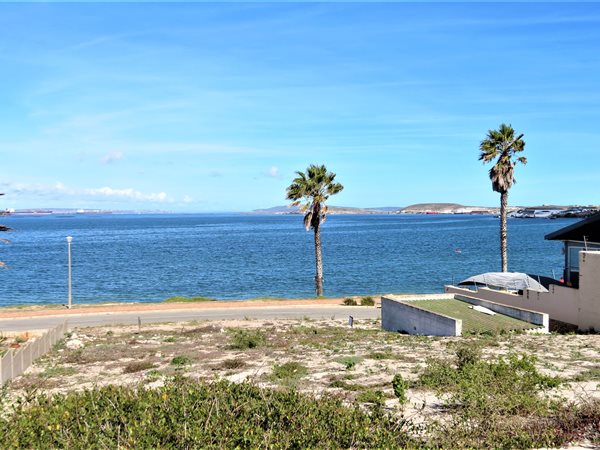 676 m² Land available in Saldanha